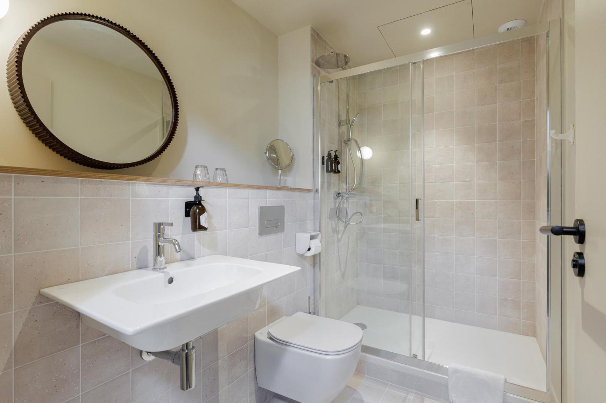Hotel Des Sept - Entree Autonome, Reception En Ligne - Encore Mieux 奥尔良 外观 照片