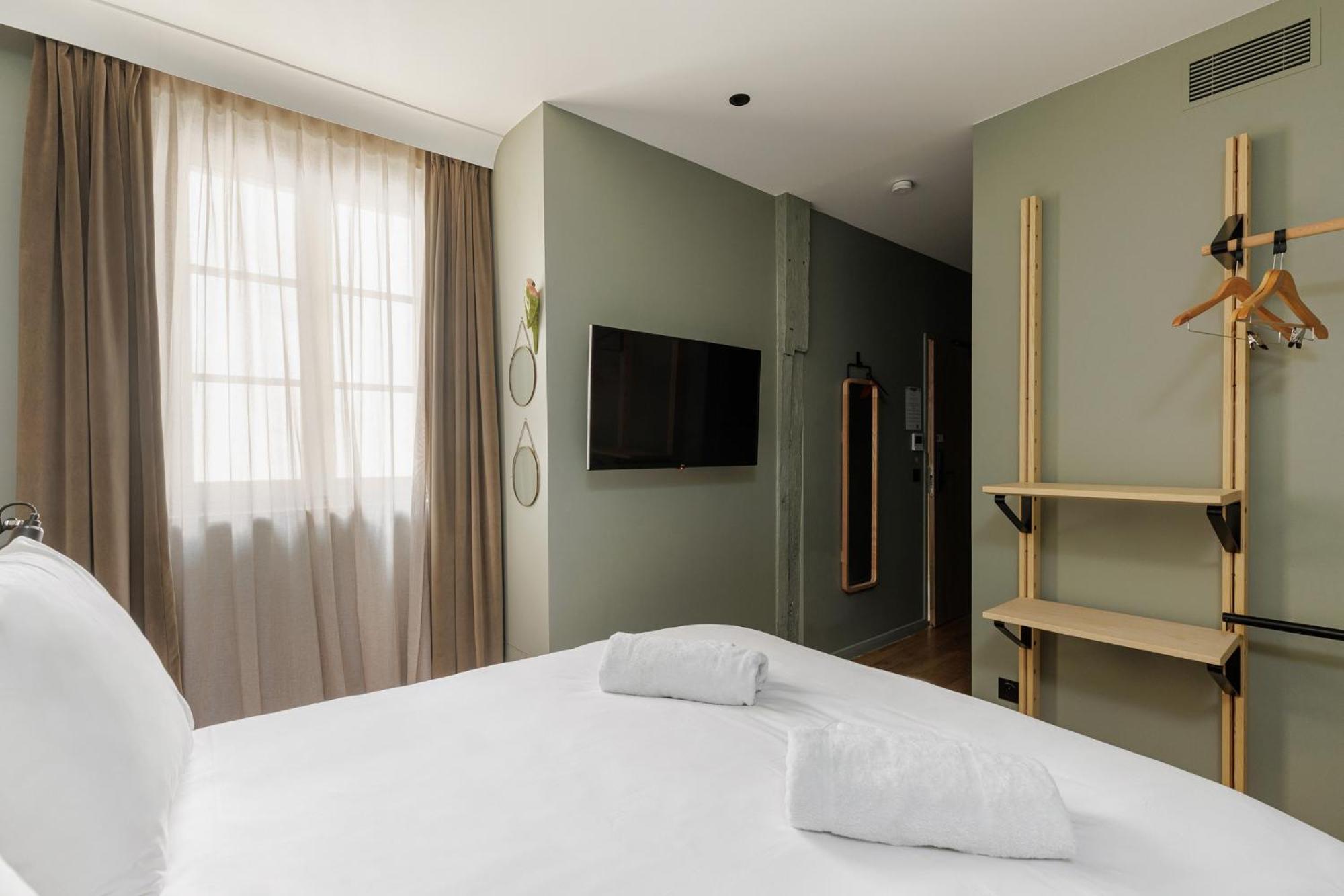 Hotel Des Sept - Entree Autonome, Reception En Ligne - Encore Mieux 奥尔良 外观 照片