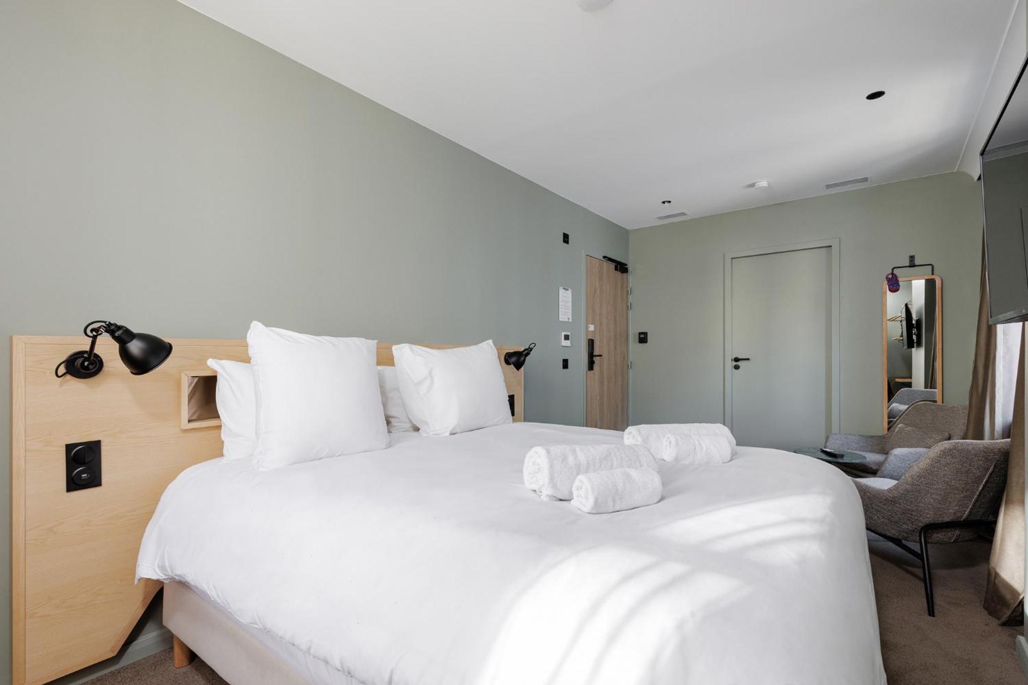 Hotel Des Sept - Entree Autonome, Reception En Ligne - Encore Mieux 奥尔良 外观 照片