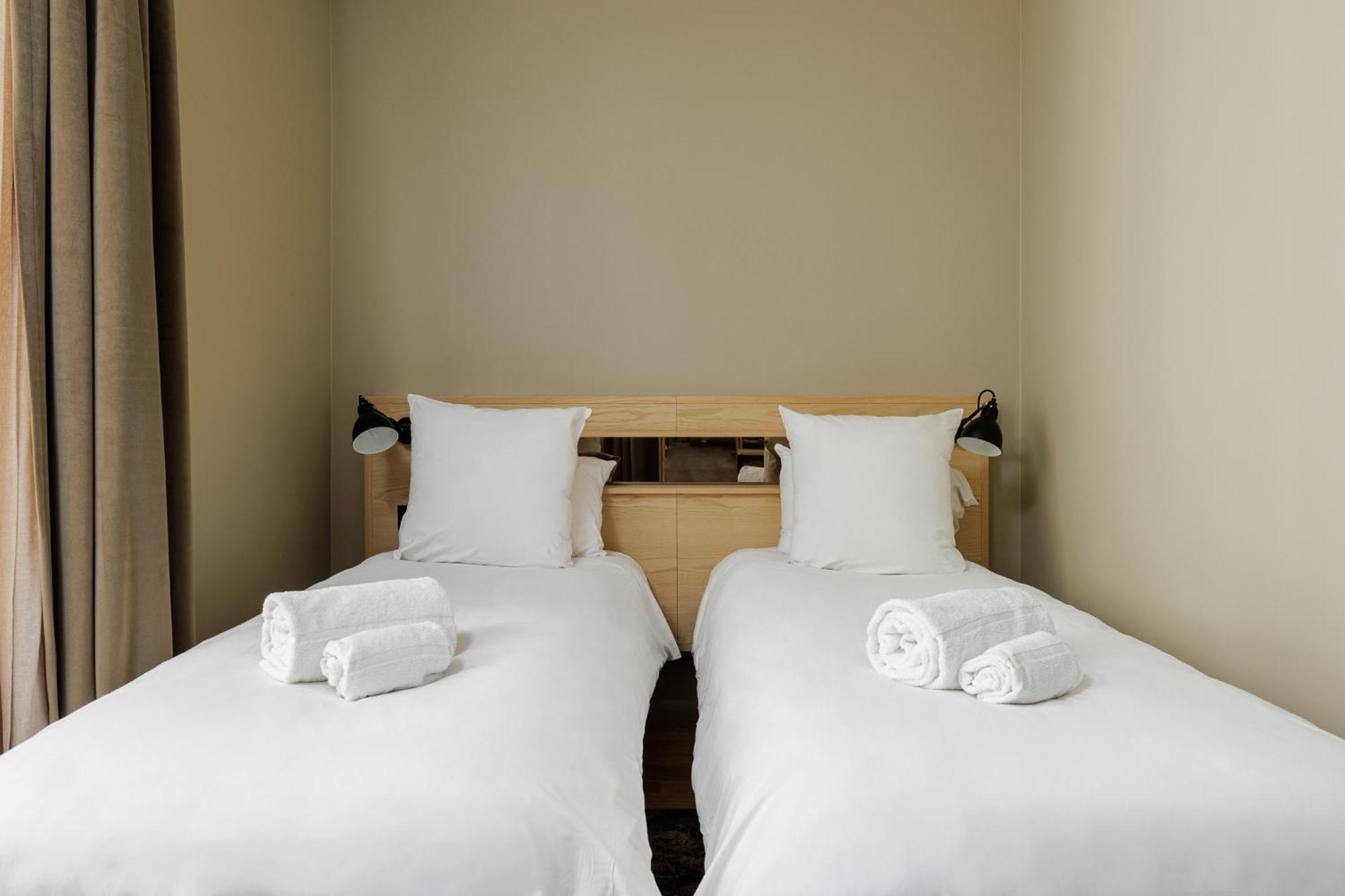Hotel Des Sept - Entree Autonome, Reception En Ligne - Encore Mieux 奥尔良 外观 照片