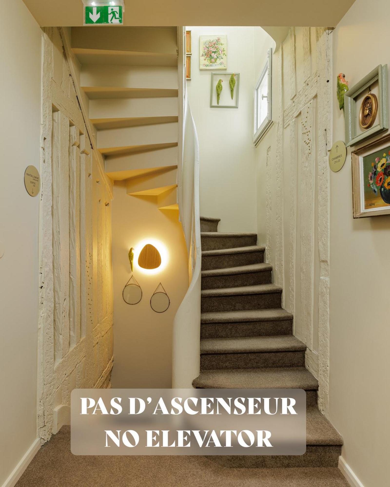 Hotel Des Sept - Entree Autonome, Reception En Ligne - Encore Mieux 奥尔良 外观 照片